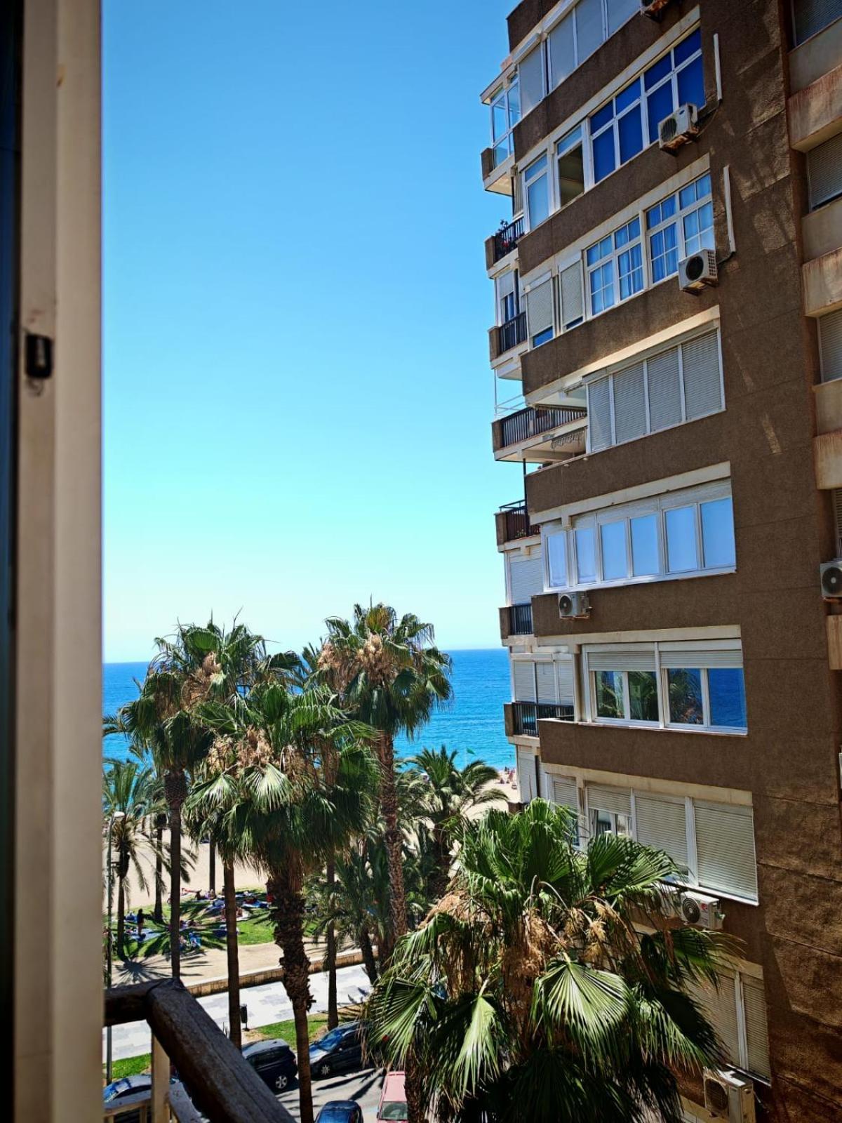 Apartamento Malaga Port Apartment Exterior photo