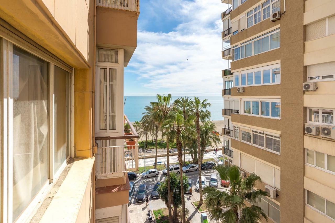 Apartamento Malaga Port Apartment Exterior photo